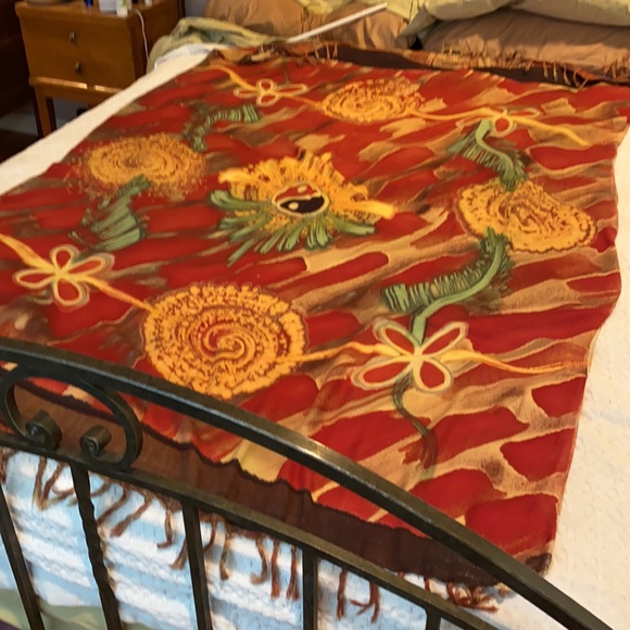 Shawl - Picture 5 of 6